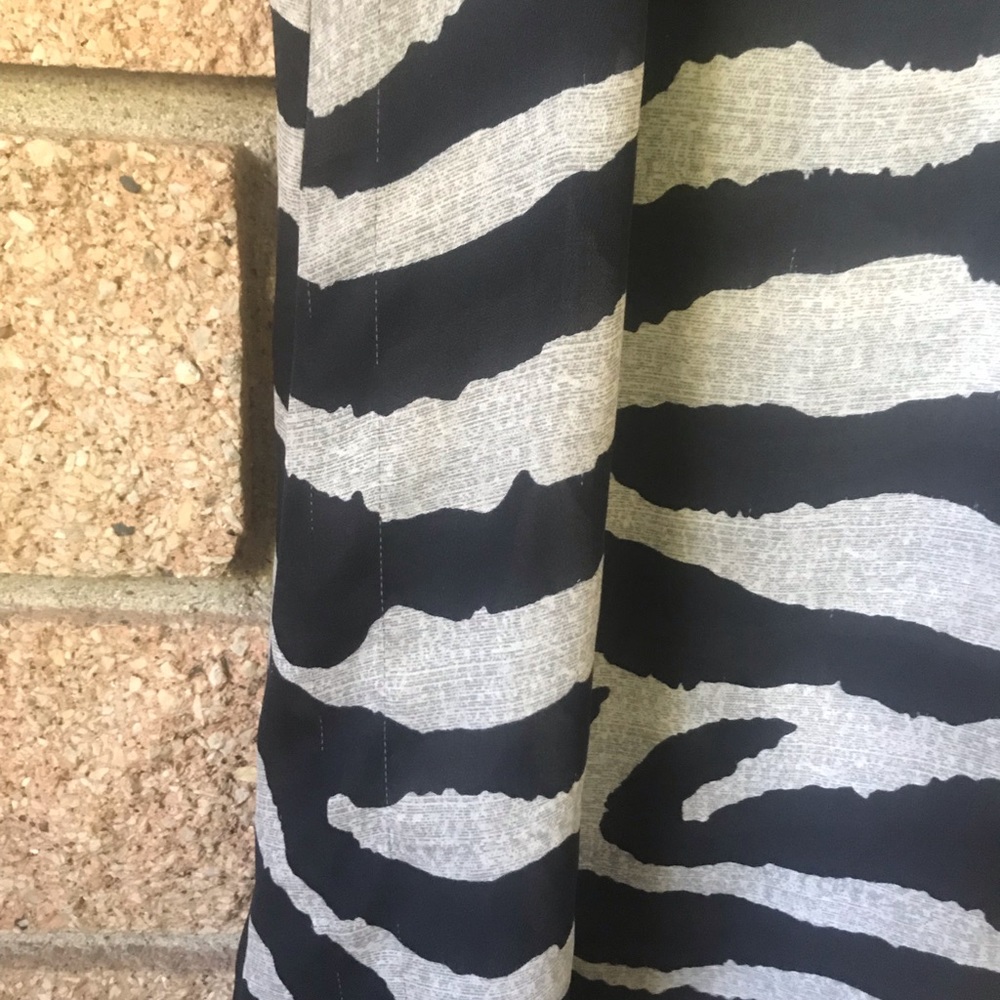 Zebra Print Top - Picture 6 of 8